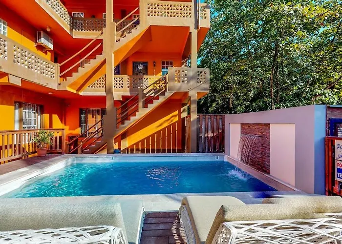 The Captain's At Hummingbird Gold Standard Certified Apartamento *